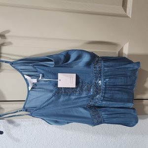 Lauren Conrad ladies blouse